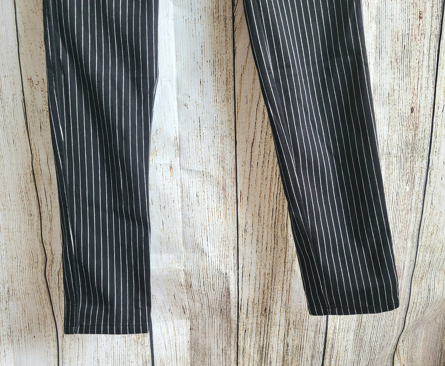 Ladies Black and White Pinstripe Jeggings