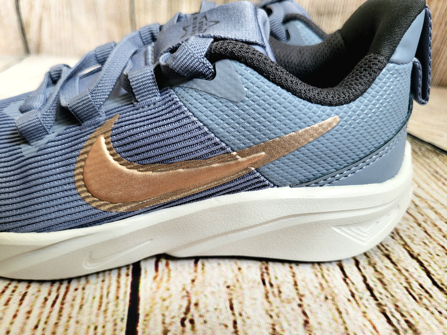 Nike Star Runner Trainers in Blue and Silver- Kids Size 12