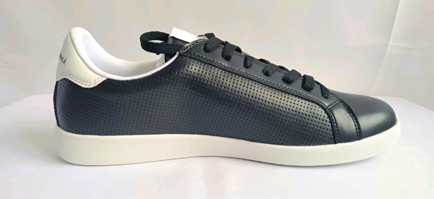 Armarni Exchange Black And White Trainers- Size 11