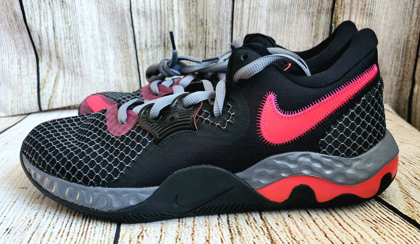 Nike Renew Elevate 2 Trainers- size 10