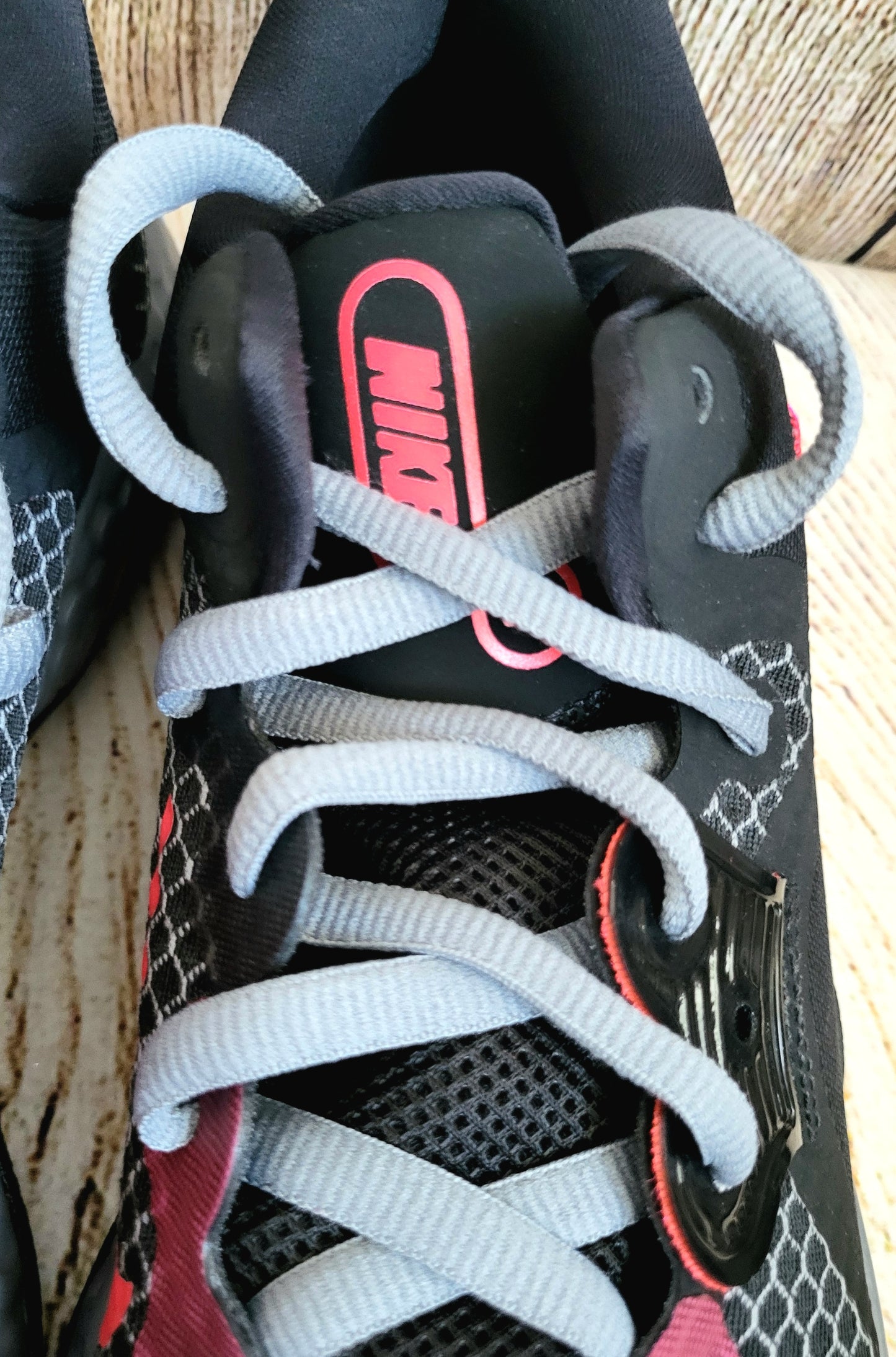 Nike Renew Elevate 2 Trainers- size 10