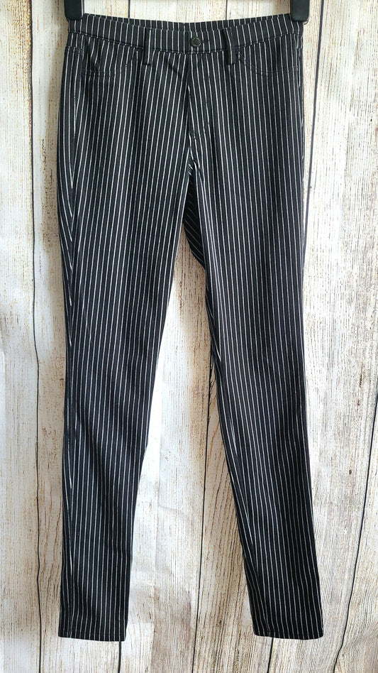 Ladies Black and White Pinstripe Jeggings