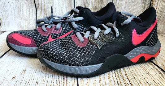 Nike Renew Elevate 2 Trainers- size 10